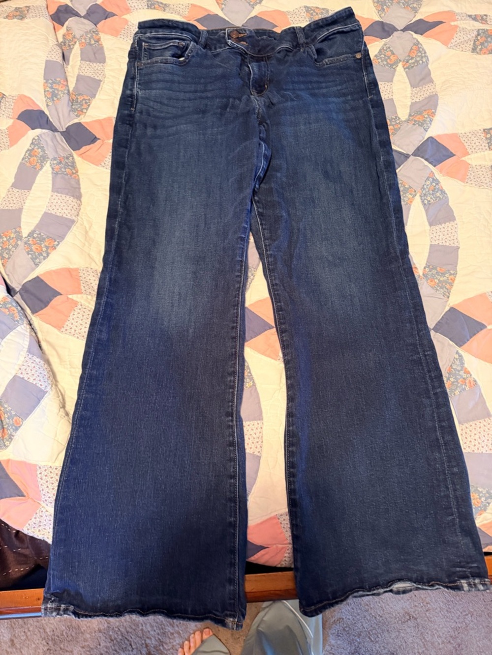 American Eagle Outfitters Dark Blue kick boot jeans